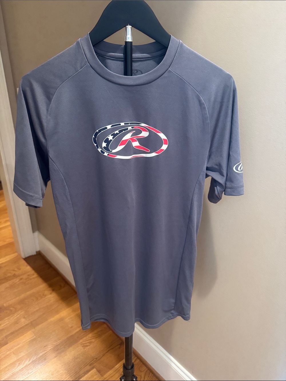 Rawlings Gray Short-Sleeve Athletic Tee with American Flag Logo